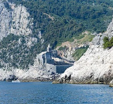 Hotel en barco Mistral One La Spezia